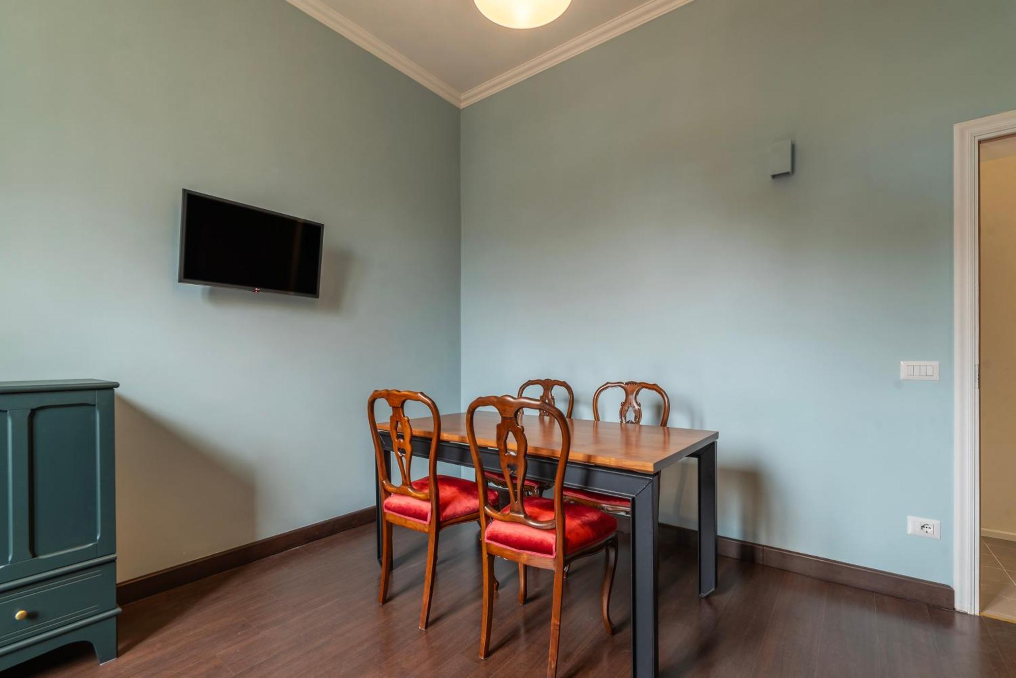 Colosseo & San Clemente Apartment Roma Ngoại thất bức ảnh